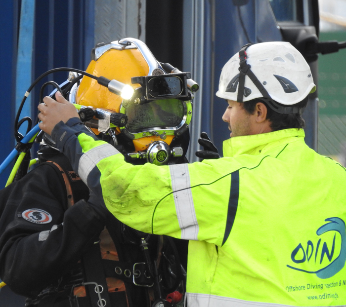general-photo-commercial divers